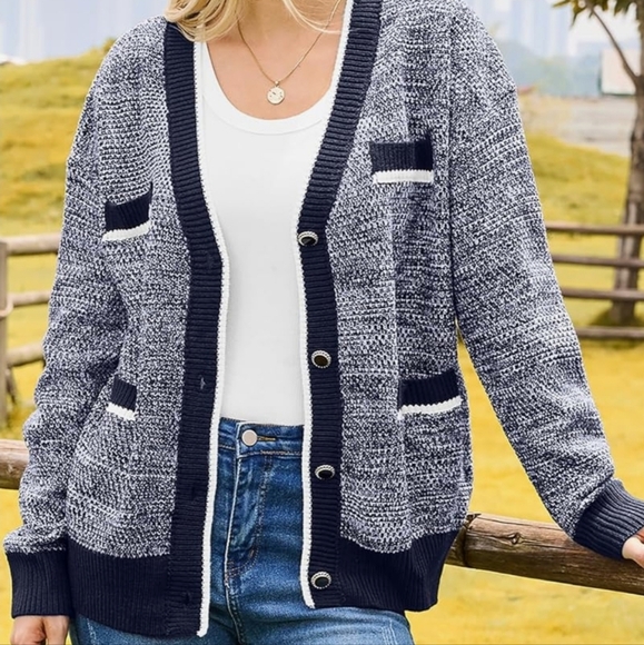 Cardigan Sweaters Open Front Button Down Navy Blue Womens Cardigan with Pockets - Picture 4 of 8